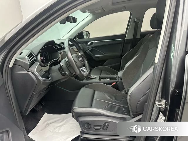Audi Q3 Sportback 2021 Темно-серый из Китая, фото 4