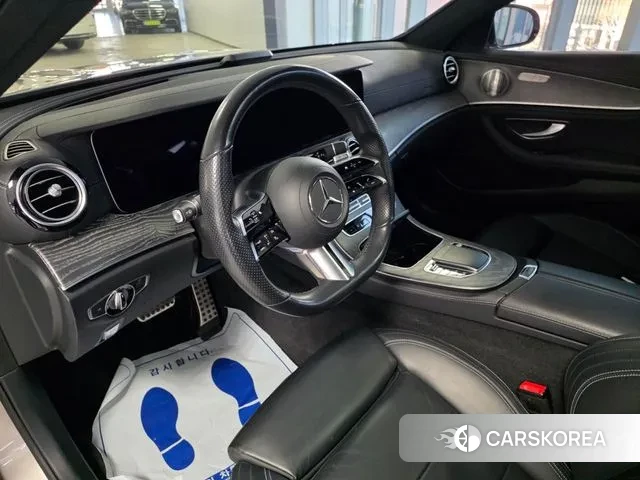 Mercedes-Benz E-Class W213 2021 Серебряный из Кореи, фото 4