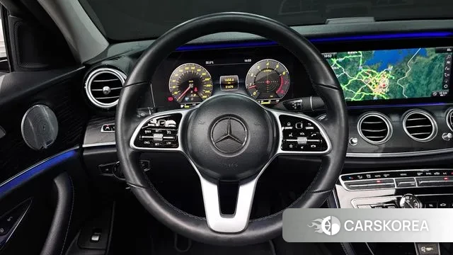 Mercedes-Benz E-Class W213 2018 Белый из Кореи, фото 4