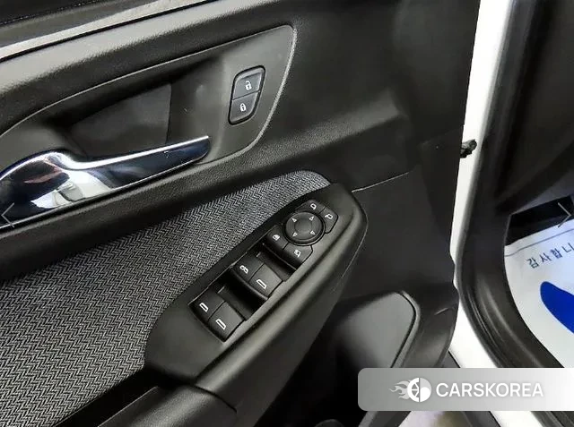 Chevrolet (GM Daewoo) Trailblazer 2022 Белый из Кореи, фото 4