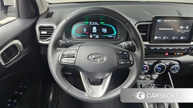 Hyundai Venue 2025 Белый из Кореи, фото 4