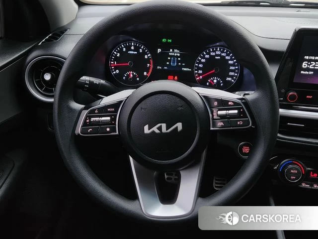Kia The New K3 2nd generation 2022 Белый из Кореи, фото 4