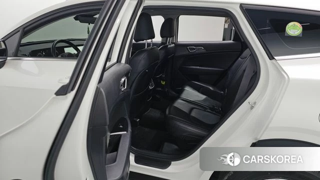 Kia Sportage 5th Generation 2022 Белый из Кореи, фото 4