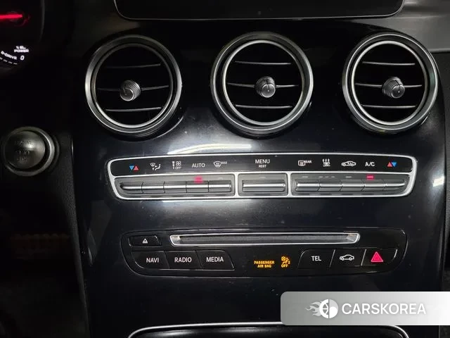 Mercedes-Benz C-Class W205 2018 Серый из Кореи, фото 4