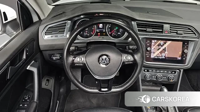 Volkswagen Tiguan second Generation 2020 Белый из Кореи, фото 4