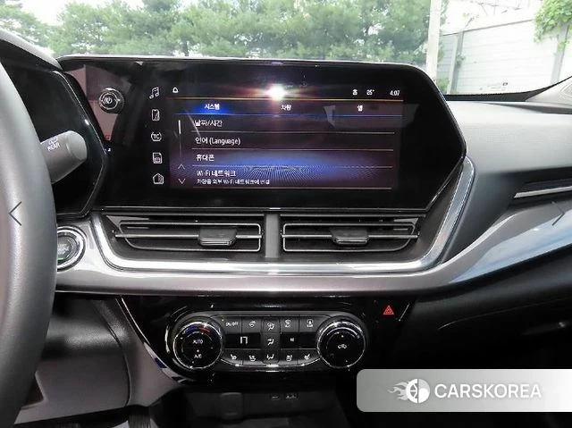 Chevrolet (GM Daewoo) Trax Crossover 2024 Белый из Кореи, фото 4