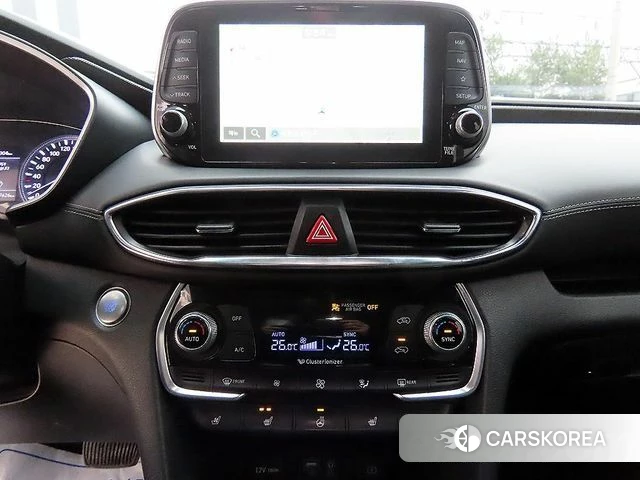 Hyundai Santa Fe TM 2018 Серебристо-серый из Кореи, фото 4