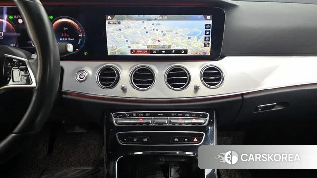 Mercedes-Benz E-Class W213 2020 Белый из Кореи, фото 4