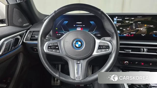 BMW i4 2023 Белый из Кореи, фото 4