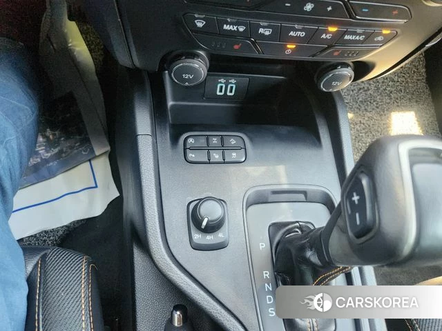 Ford Ranger 3rd Generation 2022 Черный из Кореи, фото 4