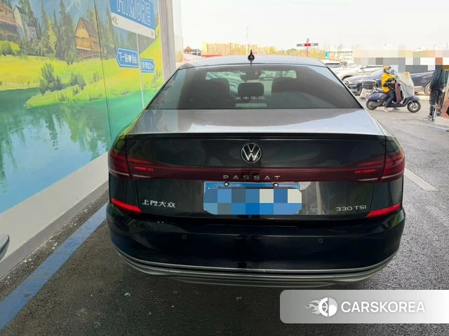 Volkswagen Passat 2022 Черный из Китая, фото 4