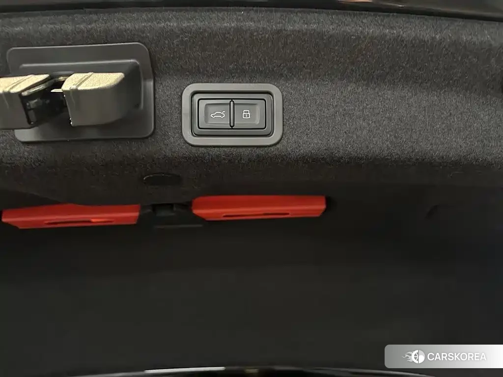 Audi A6L 2024 Черный из Китая, фото 4