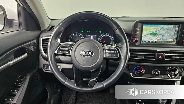 Kia Seltos 2021 Белый из Кореи, фото 4