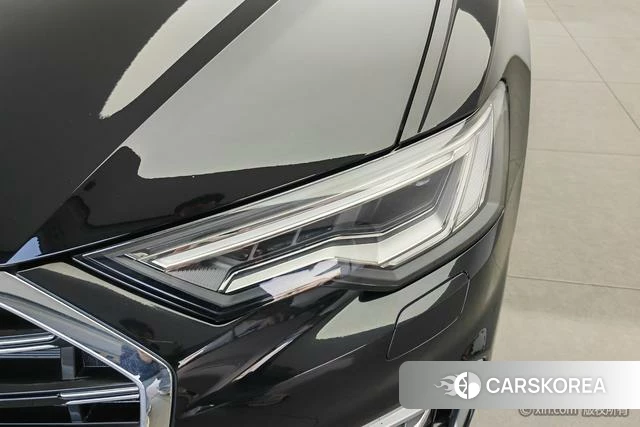 Audi A6L 2022 Черный из Китая, фото 4