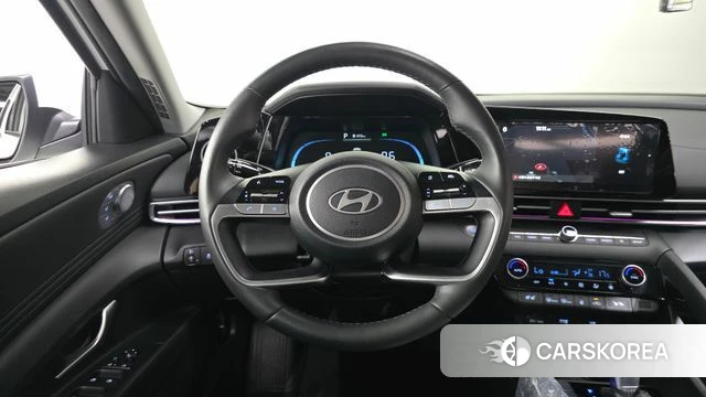 Hyundai The New Avante (CN7) 2024 Белый из Кореи, фото 4