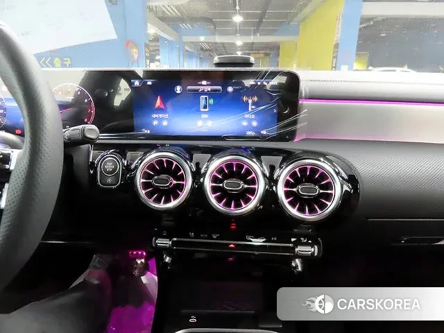 Mercedes-Benz CLA-Class C118 2025 Черный из Кореи, фото 4