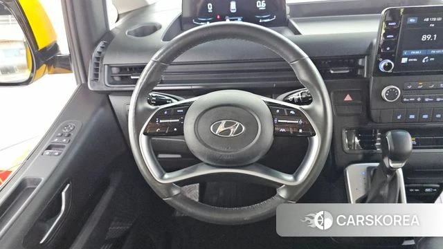 Hyundai Staria 2022 Желтый из Кореи, фото 4