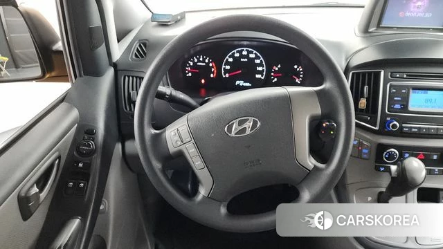 Hyundai The New Grand Starex 2018 Желтый из Кореи, фото 4