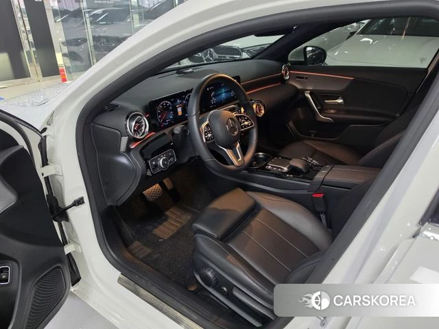 Mercedes-Benz A-Class W177 2022 Белый из Кореи, фото 4