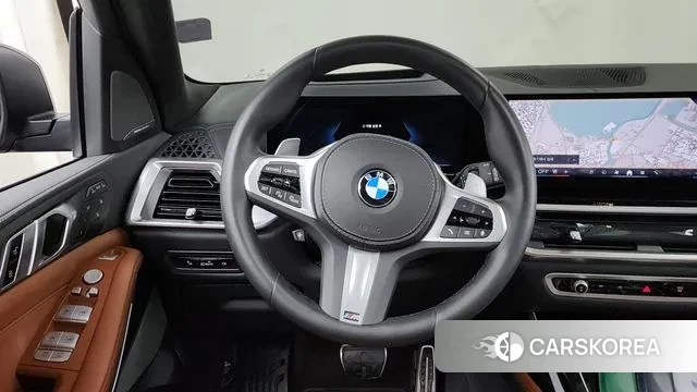 BMW X7 (G07) 2024 Черный из Кореи, фото 4