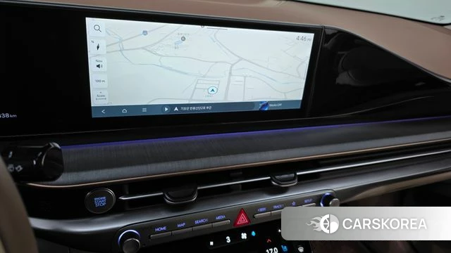 Hyundai Grandeur Hybrid (GN7) 2024 Серебристо-серый из Кореи, фото 4