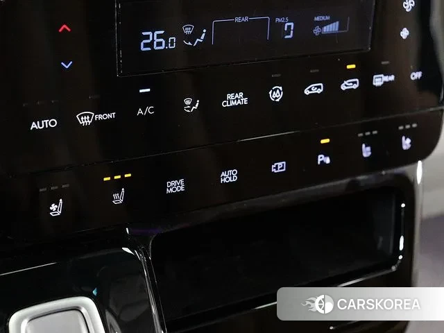 Hyundai Staria 2022 Белый из Кореи, фото 4