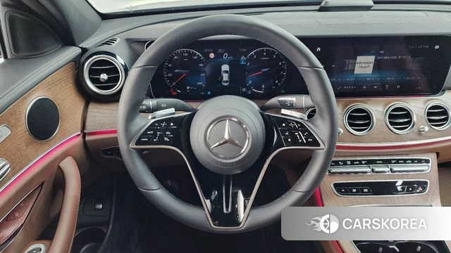 Mercedes-Benz E-Class W213 2022 Черный из Кореи, фото 4
