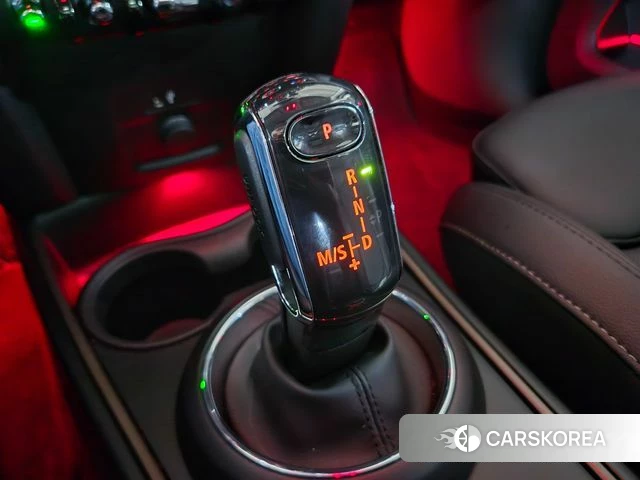 Mini Cooper Countryman 2023 Черный из Кореи, фото 4