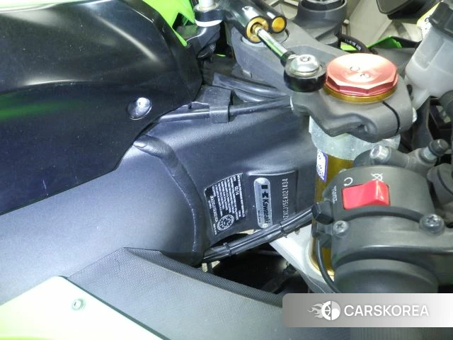 Kawasaki ZX-10R NINJA 2015 из Японии, фото 4