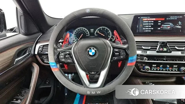 BMW 5 Series (G30) 2018 Белый из Кореи, фото 4