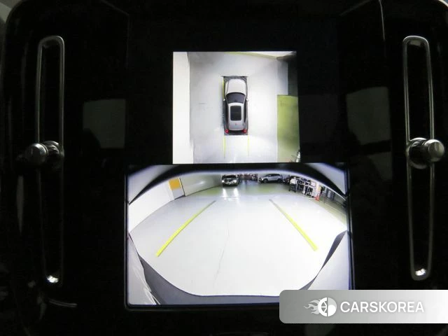 Volvo XC40 2026 Светло-серебряный цвет из Кореи, фото 4
