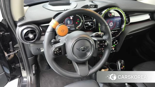 Mini Cooper 2022 Черный из Кореи, фото 4