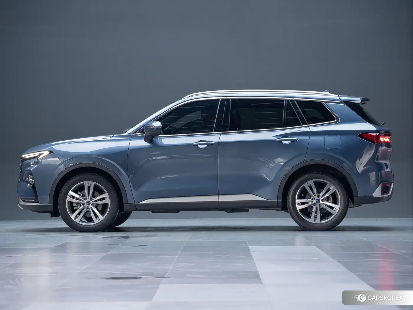 Ford Ling Rui 2022 Синий из Китая, фото 4