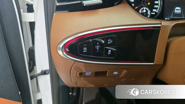 Genesis GV70 2023 Белый из Кореи, фото 4