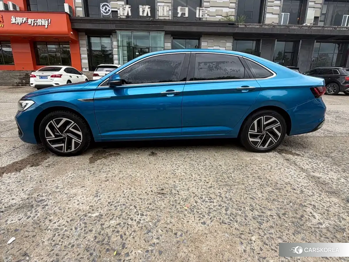 Volkswagen Sagitar 2022 Синий из Китая, фото 4