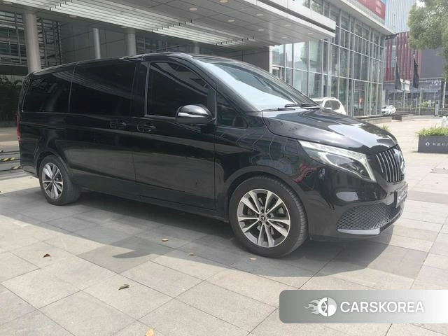 Mercedes-Benz V-class 2022 Черный из Китая, фото 4