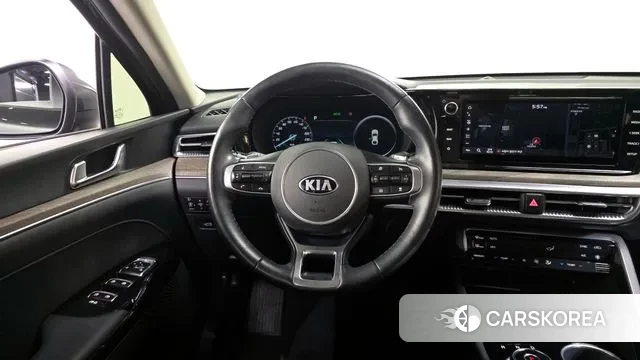 Kia K5 3rd generation 2021 Серый из Кореи, фото 4