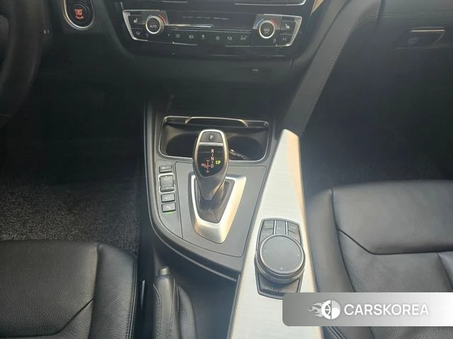 BMW 4 Series (F32) 2018 Белый из Кореи, фото 4