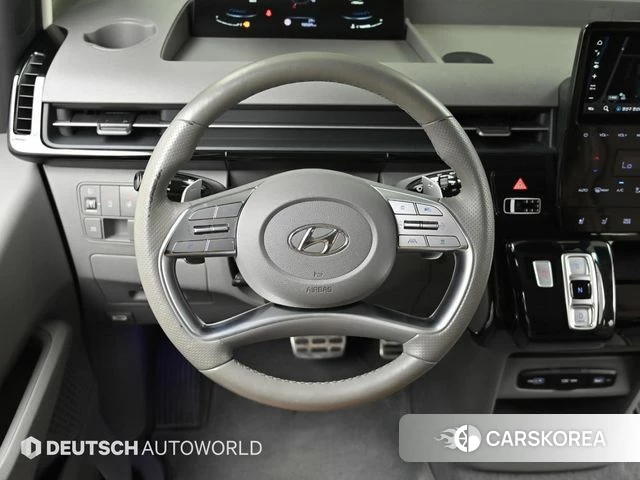 Hyundai Staria 2022 Белый из Кореи, фото 4