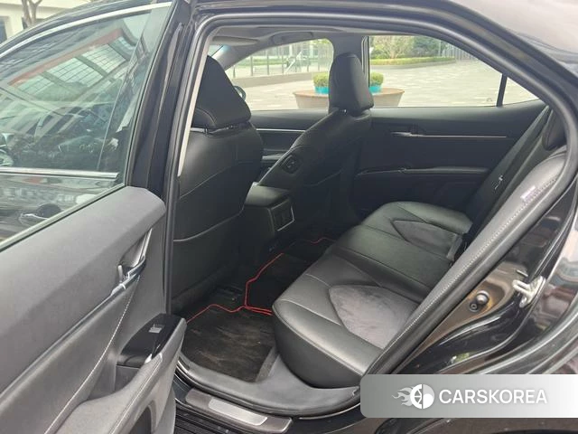 Toyota Camry 2023 Черный из Китая, фото 4