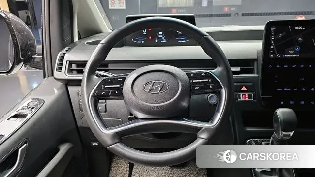 Hyundai Staria 2022 Белый из Кореи, фото 4