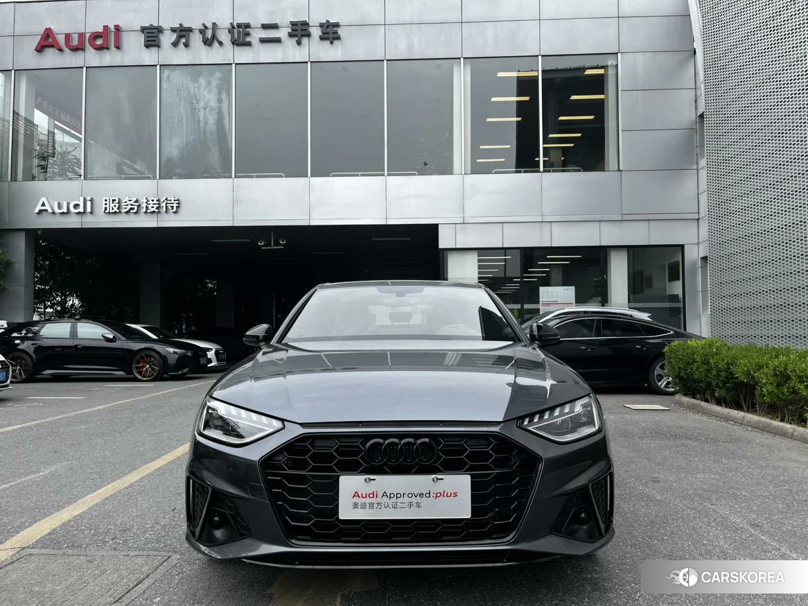 Audi A4L 2021 Темно-серый из Китая, фото 4