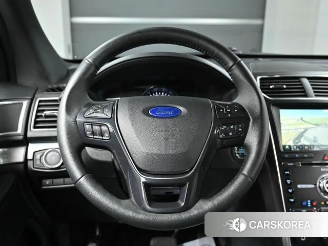 Ford Explorer 2018 Серый из Кореи, фото 4