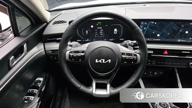 Kia The New K5 3rd generation 2024 Белый из Кореи, фото 4