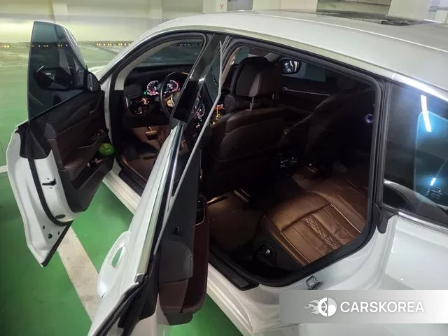 BMW 6 Series GT (G32) 2022 Белый из Кореи, фото 4