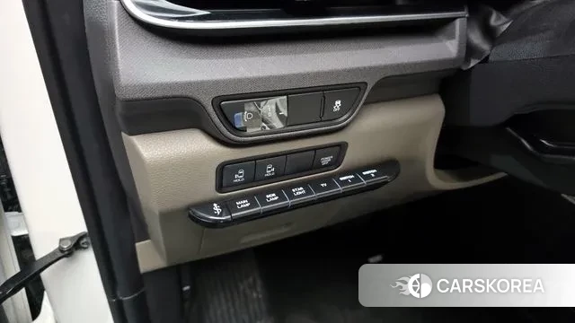 Kia The New Carnival 4th Generation 2025 Белый из Кореи, фото 4