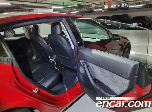 Tesla Model 3 2022 Красный из Кореи, фото 4