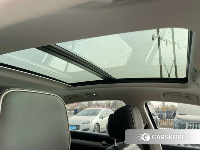 Volkswagen Magotan PHEV 2023 Черный из Китая, фото 4