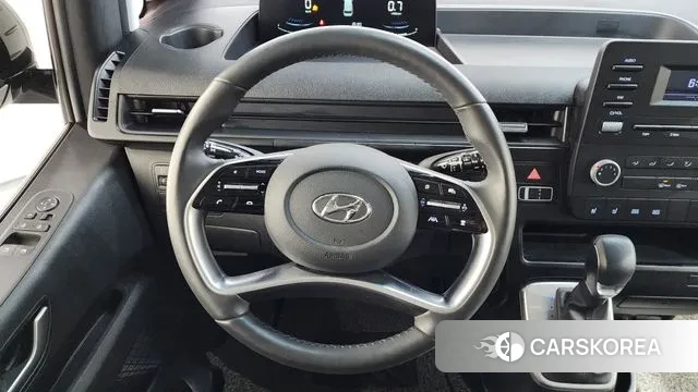 Hyundai Staria 2023 Серебряный из Кореи, фото 4