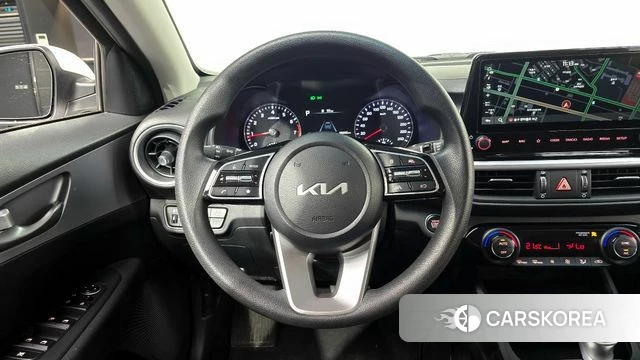 Kia The New K3 2nd generation 2022 Белый из Кореи, фото 4